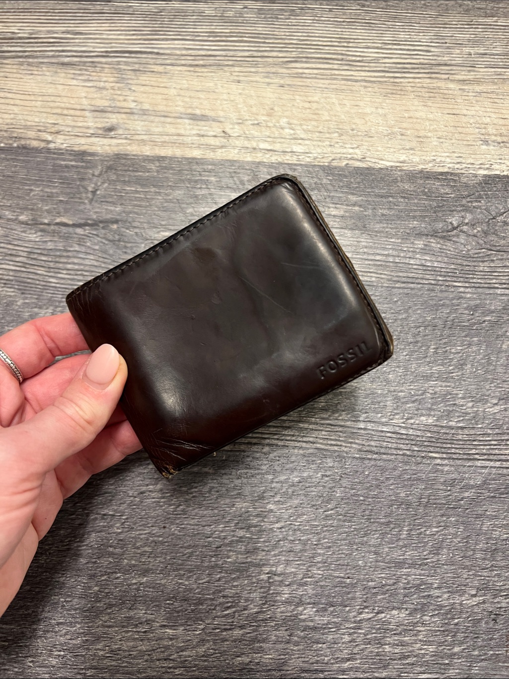 Fossil Dark Brown Leather Bifold Card  Key Wallet